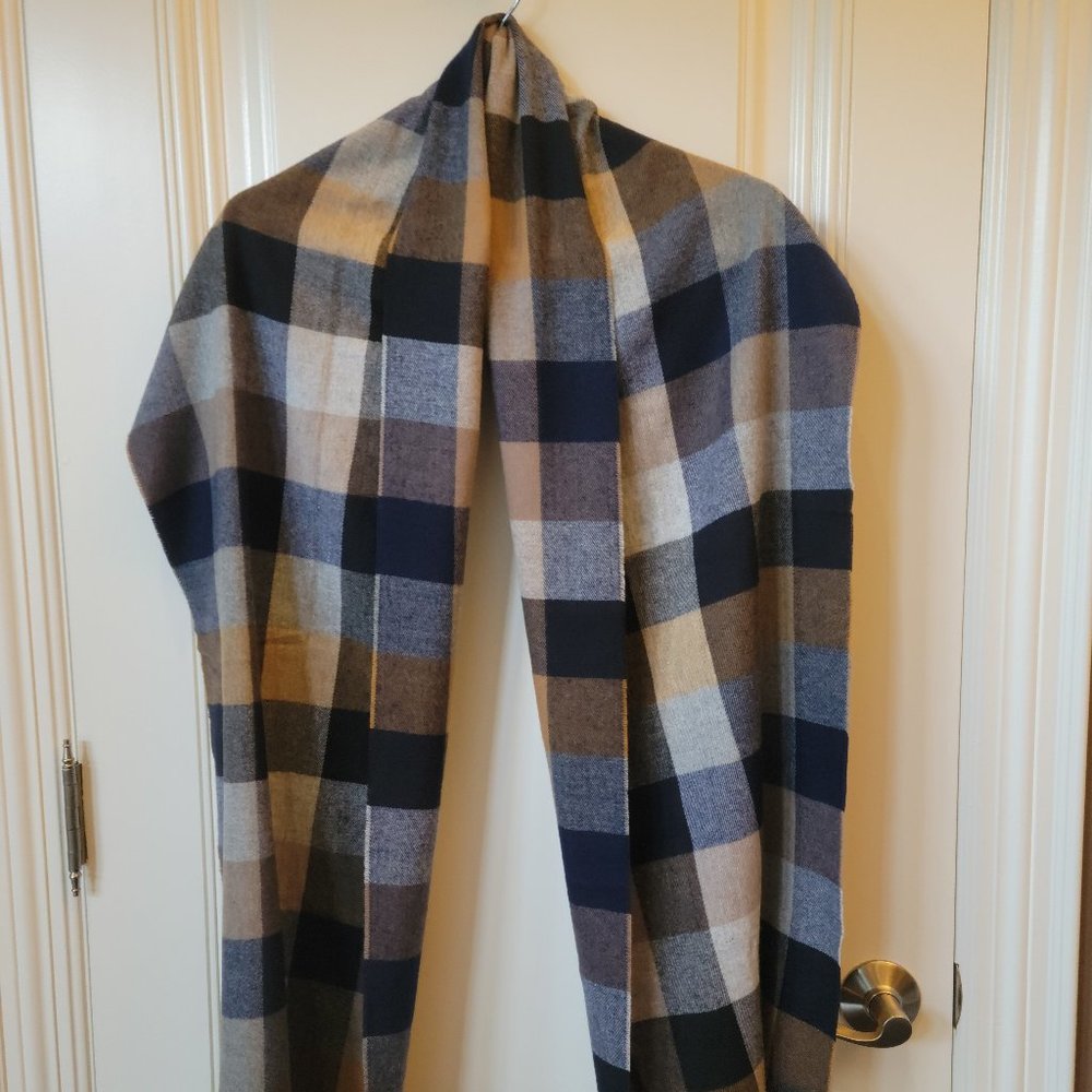 Indigo NWT Scarf